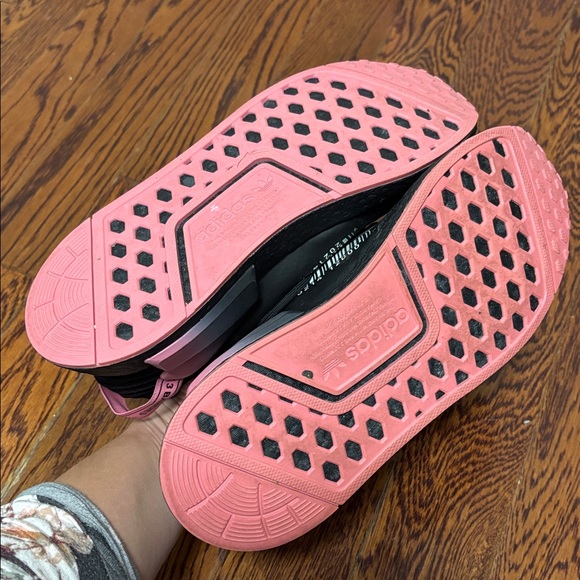 Adidas Dolla Women's Black and Pink NMD Sneakers Women’s Size: 8. - Picture 7 of 9